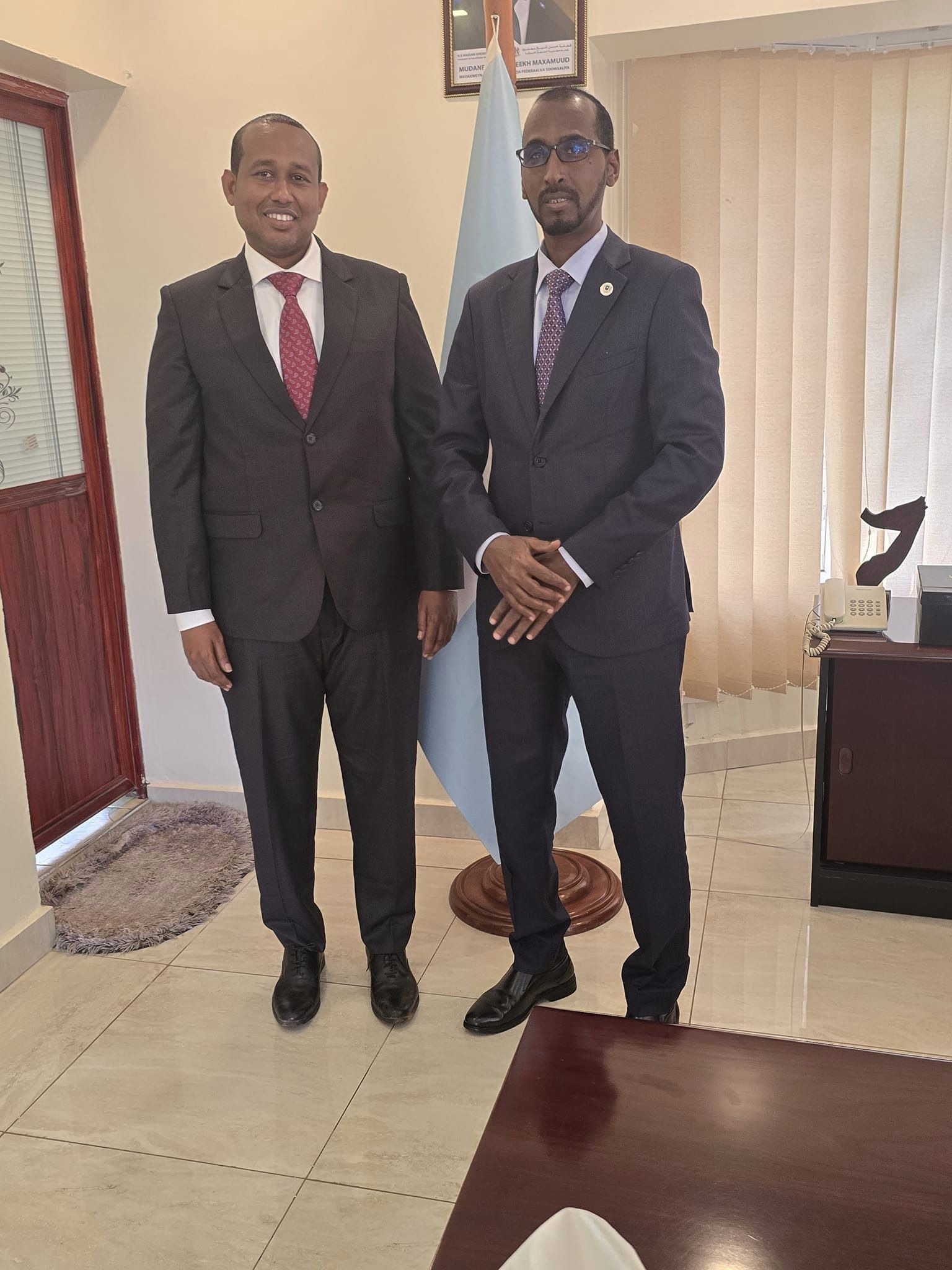 Following the visit to Islamic University in Uganda, Our Chancellor also had the honor of meeting with the Ambassador of Somalia at the Somali Embassy.